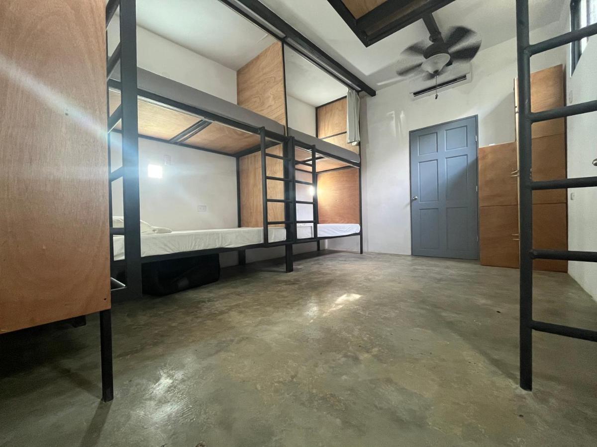 Akih Pods Hostel Playa Santa Teresa  المظهر الخارجي الصورة