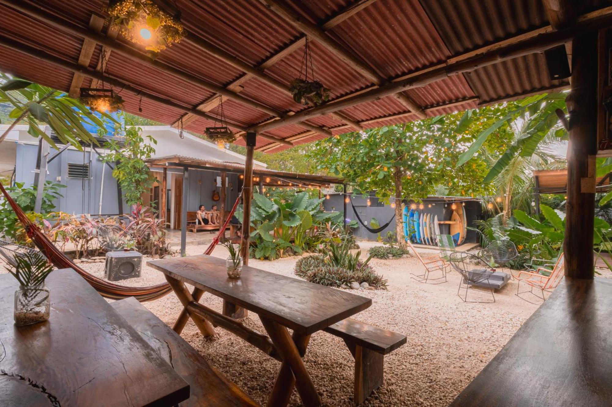 Akih Pods Hostel Playa Santa Teresa  المظهر الخارجي الصورة