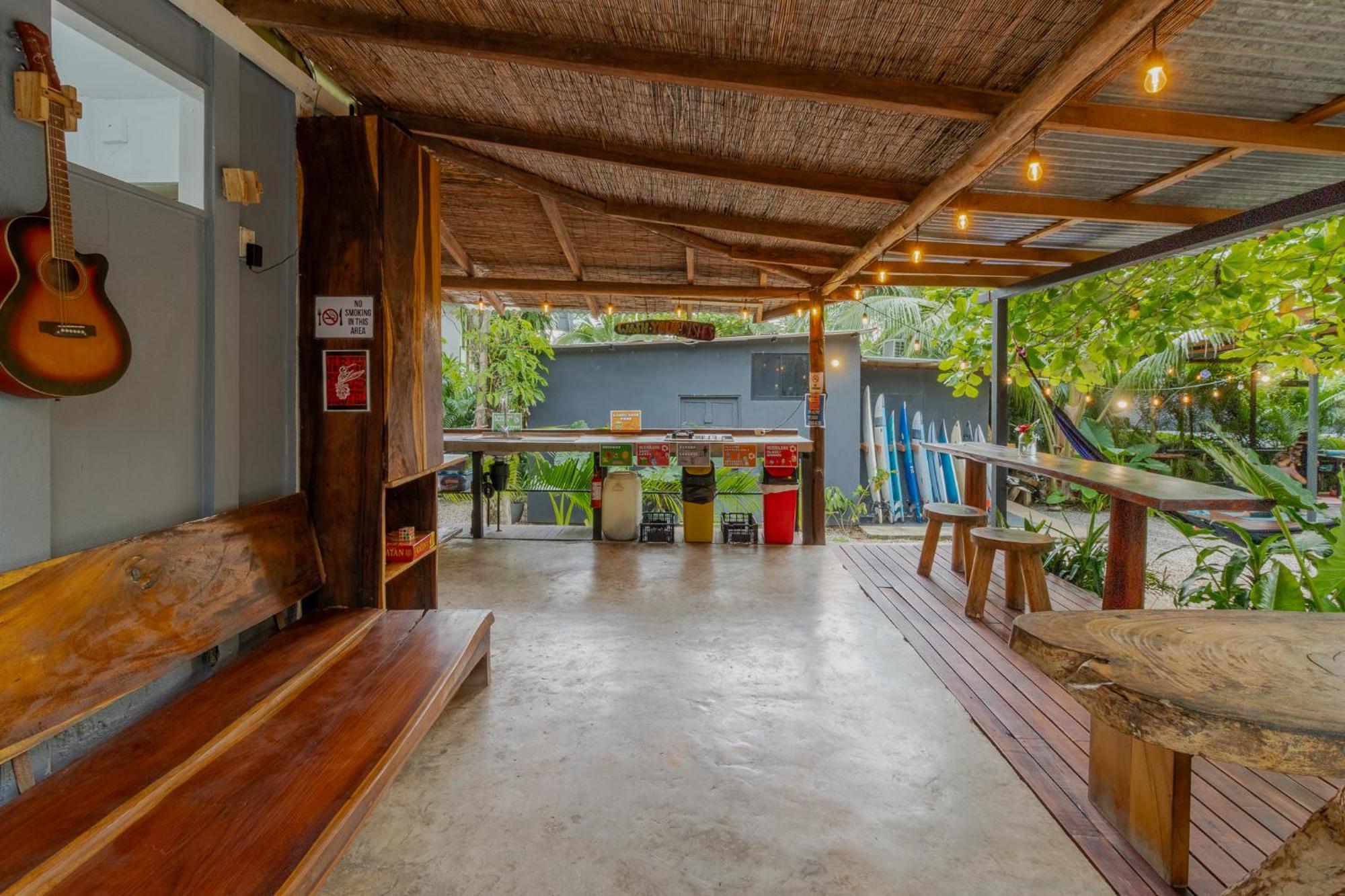 Akih Pods Hostel Playa Santa Teresa  المظهر الخارجي الصورة