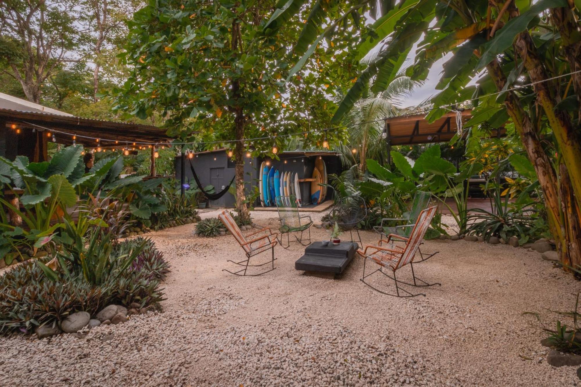 Akih Pods Hostel Playa Santa Teresa  المظهر الخارجي الصورة